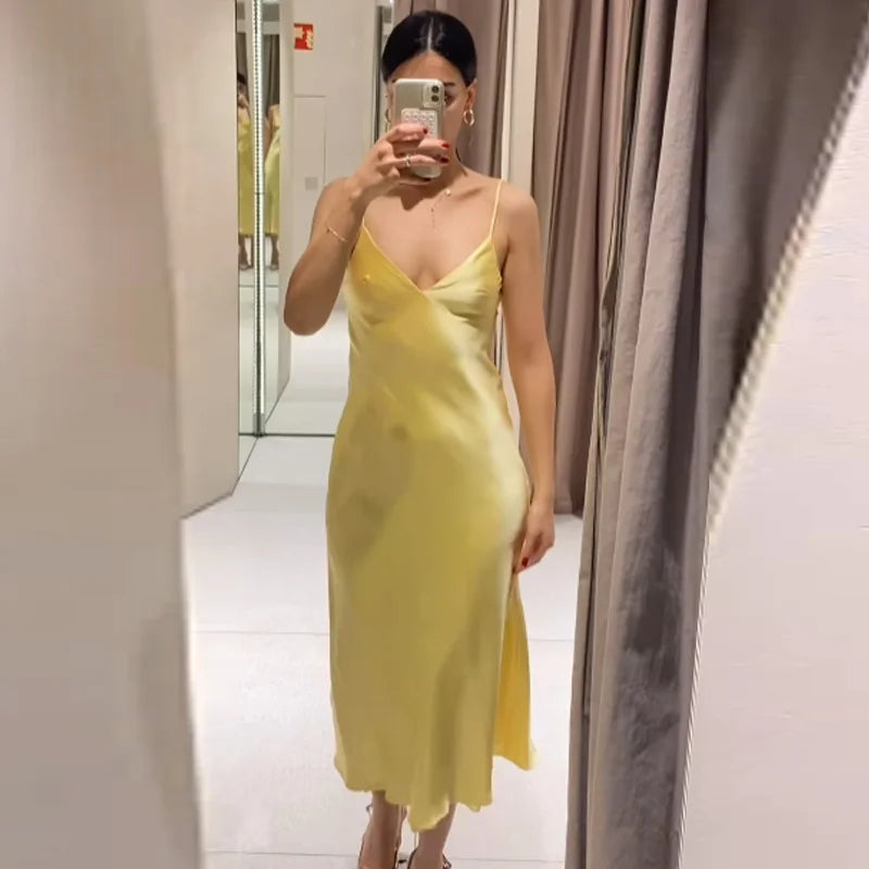 Vestido Satin V Élite
