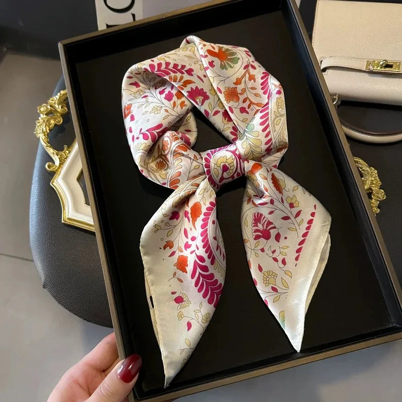 Pañuelo Silk Aura 70